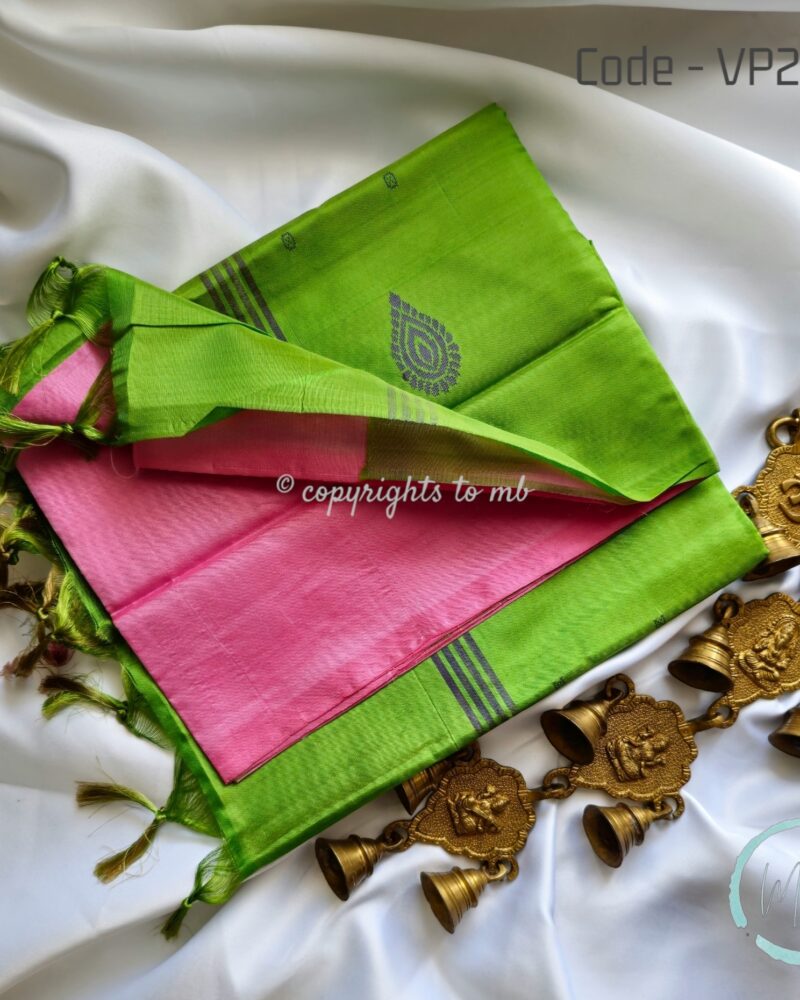 VP210 – Vazhai Pattu Saree